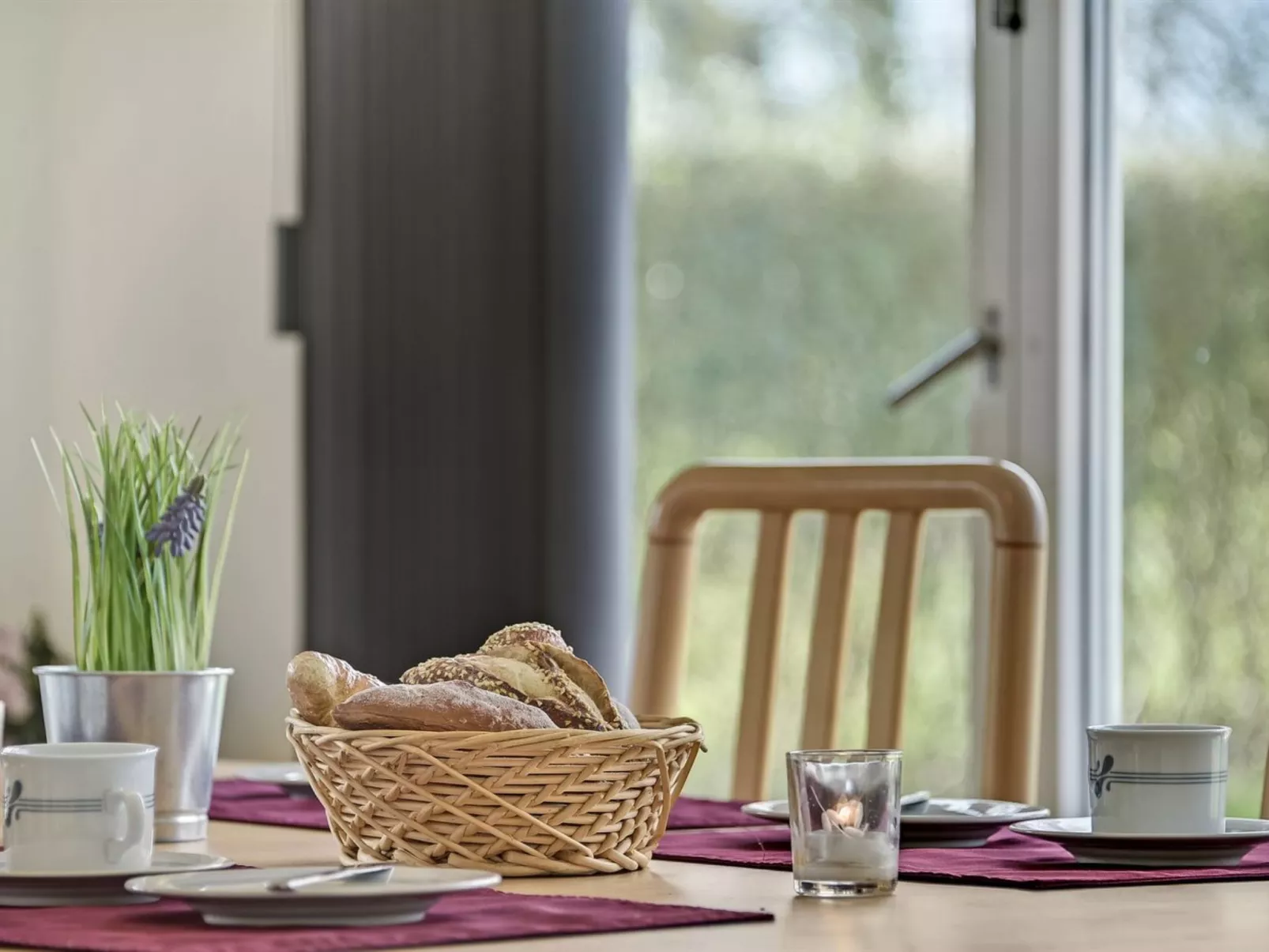 "Momo" - 570m from the sea-Binnen