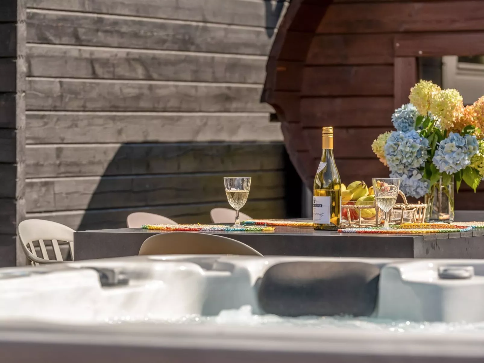 "Gizella" - 500m to the fjord-Binnen