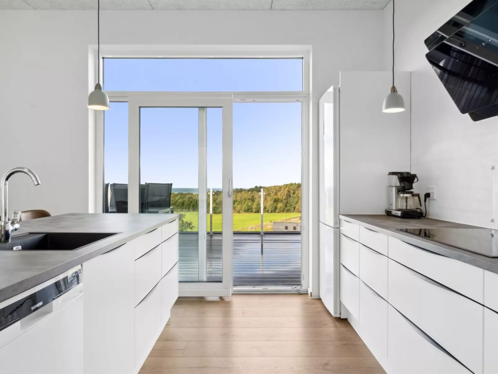 "Ann" - 1.3km from the sea-Binnen