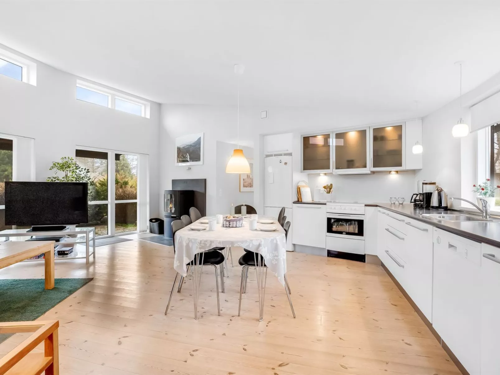 "Zuhra" - 250m from the sea-Binnen