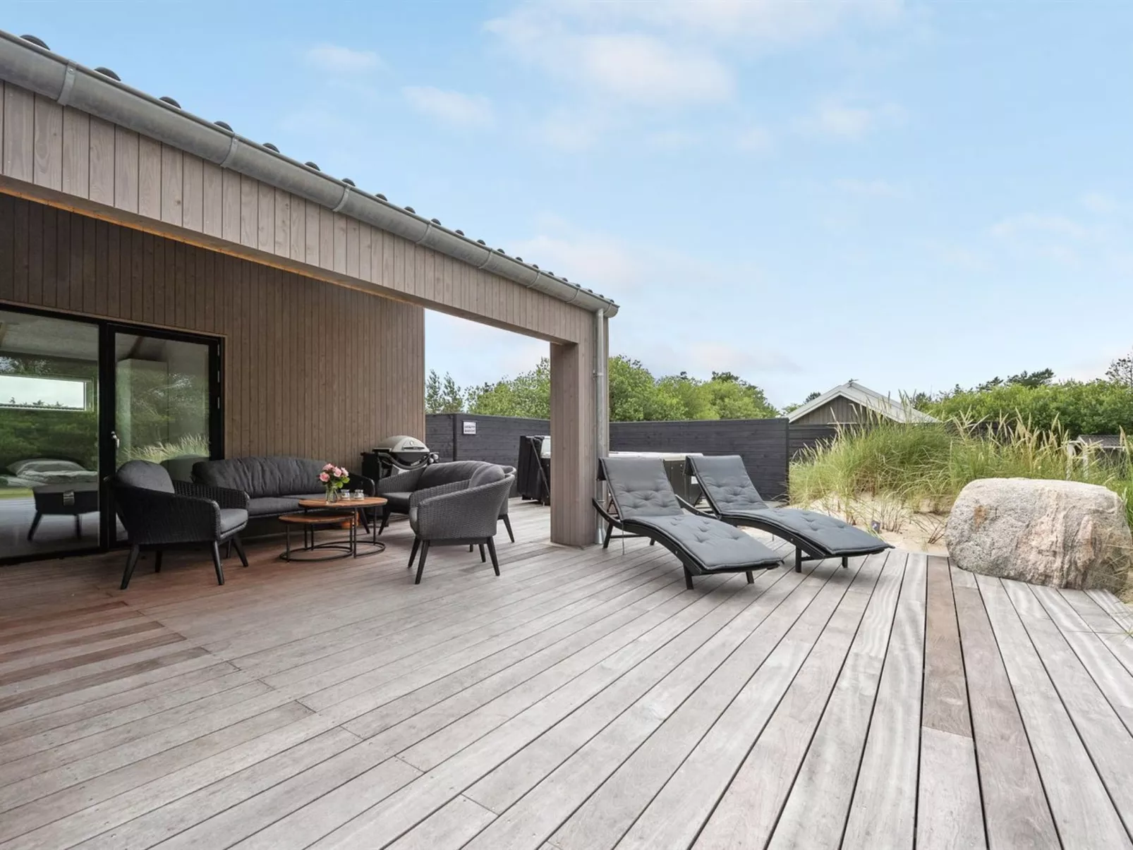 "Antonette" - 1.8km from the sea-Buiten