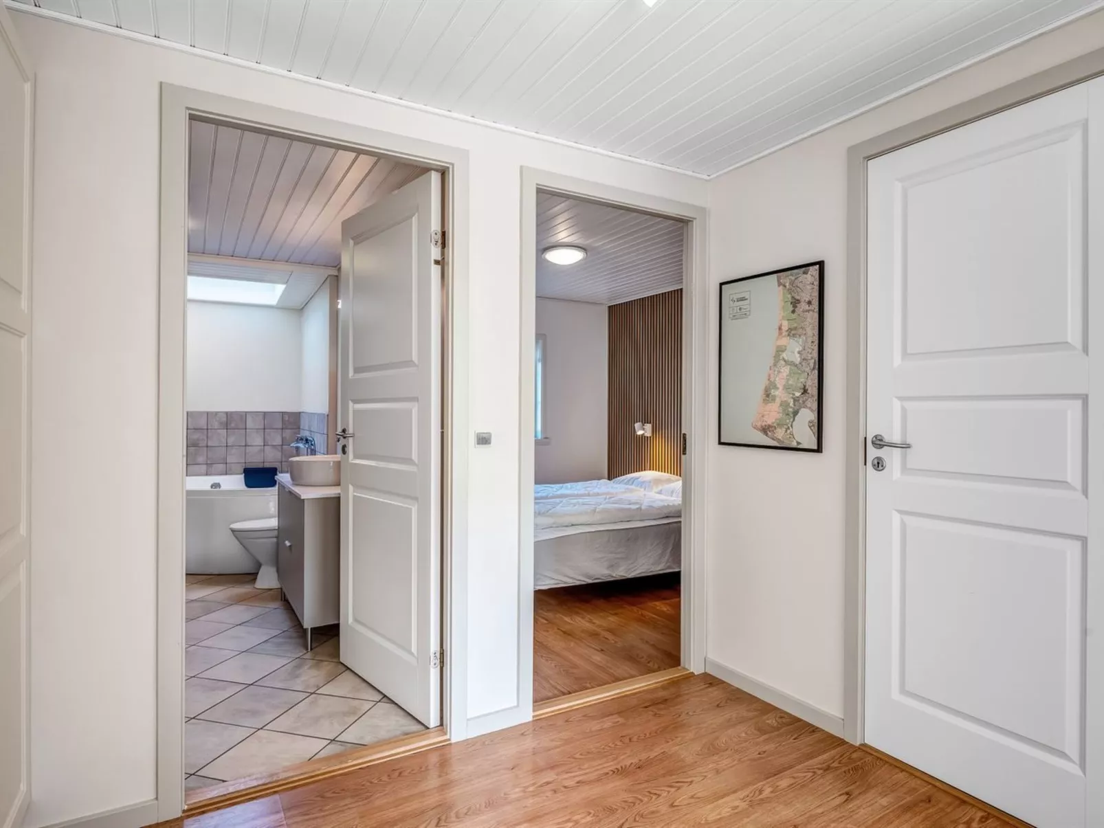 "Soile" - 12km from the sea-Binnen