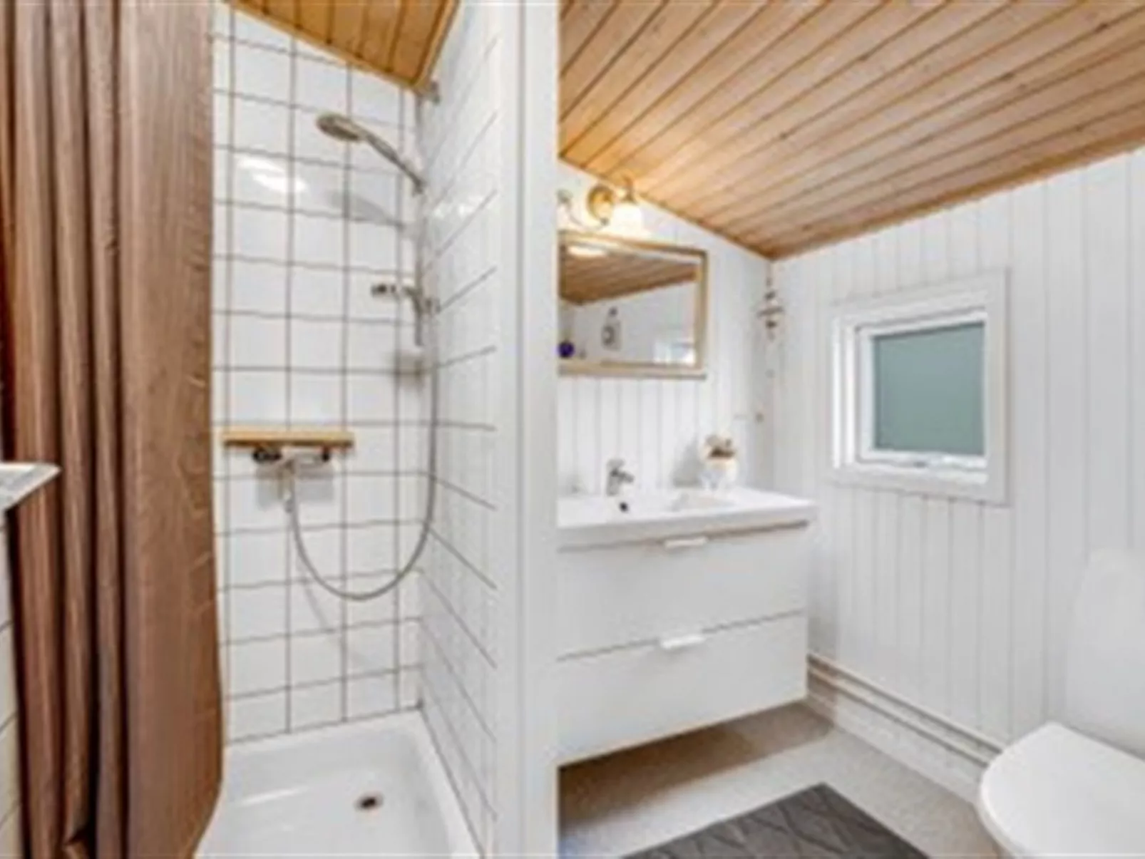 "Binta" - 800m from the sea-Binnen