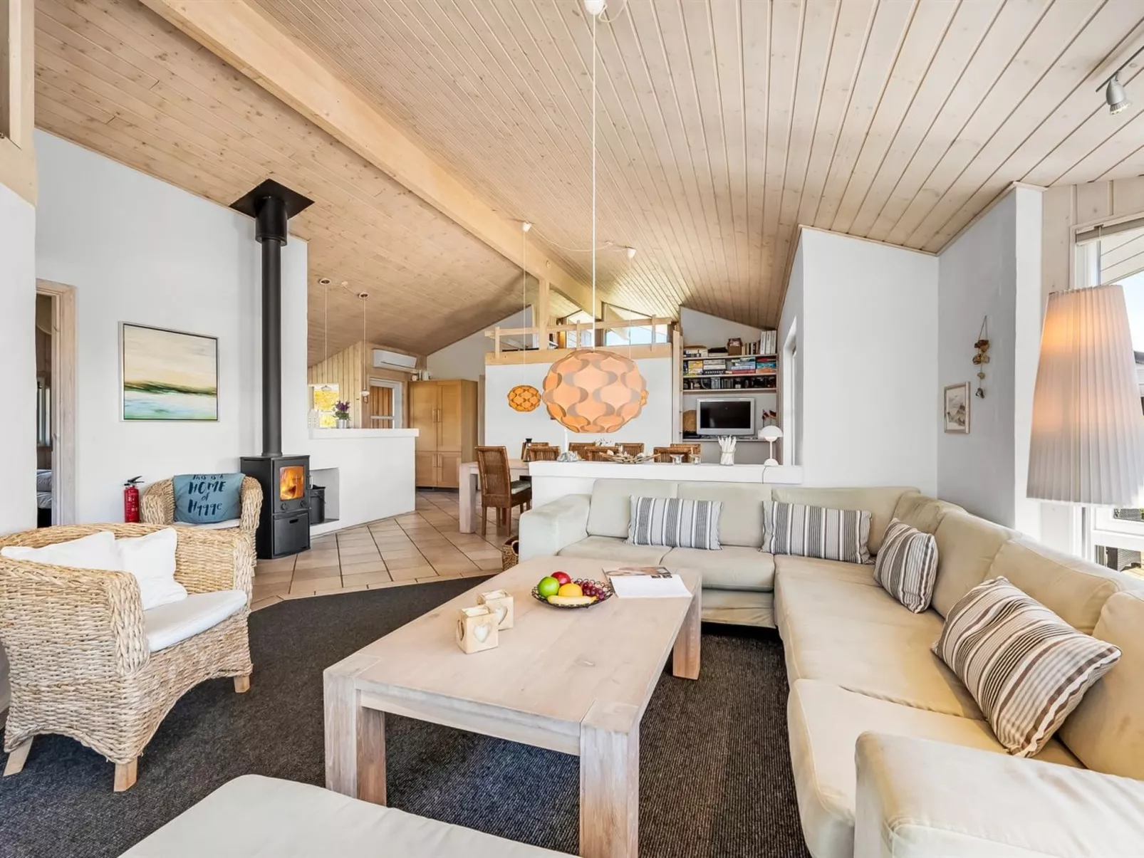 "Aurore" - 700m from the sea-Binnen