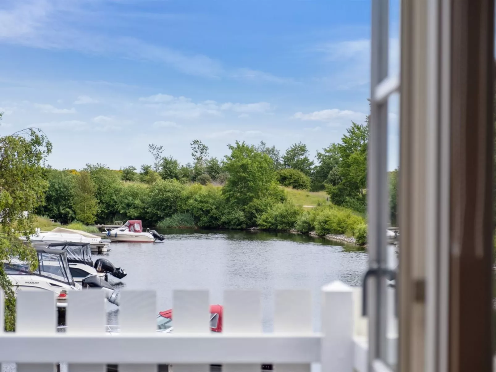 "Jænis" - 10m from the sea-Buiten