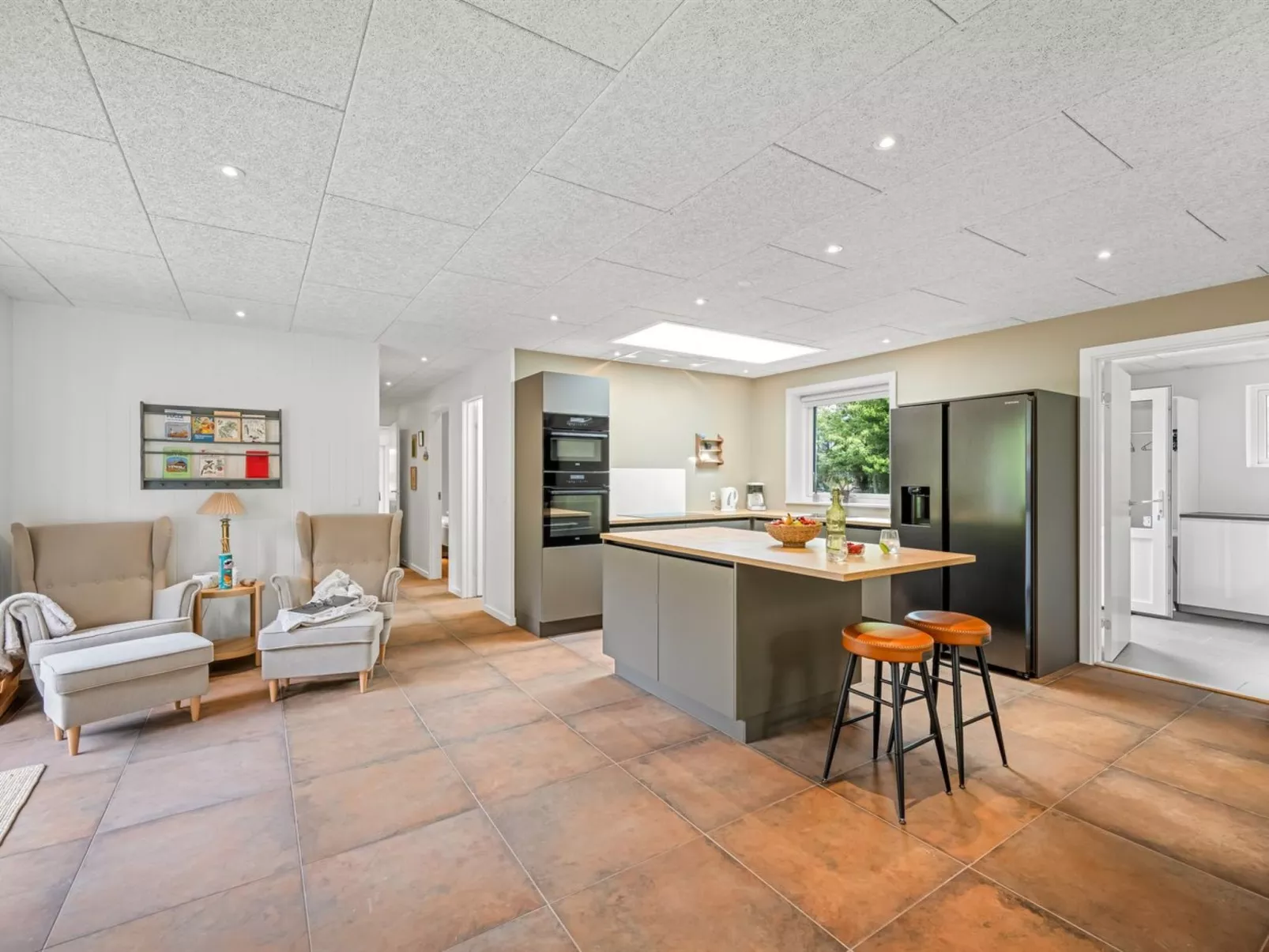 "Baggi" - 900m from the sea-Binnen