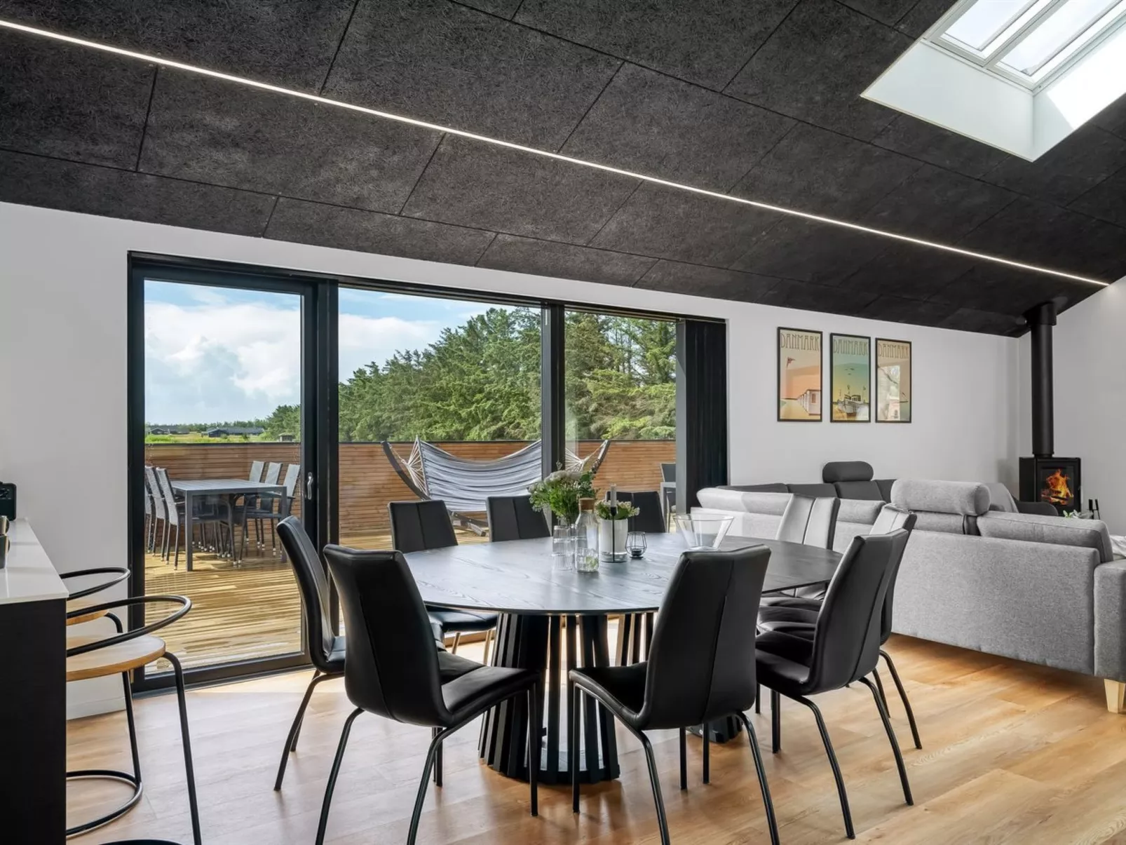 "Udder" - 1.5km from the sea-Binnen