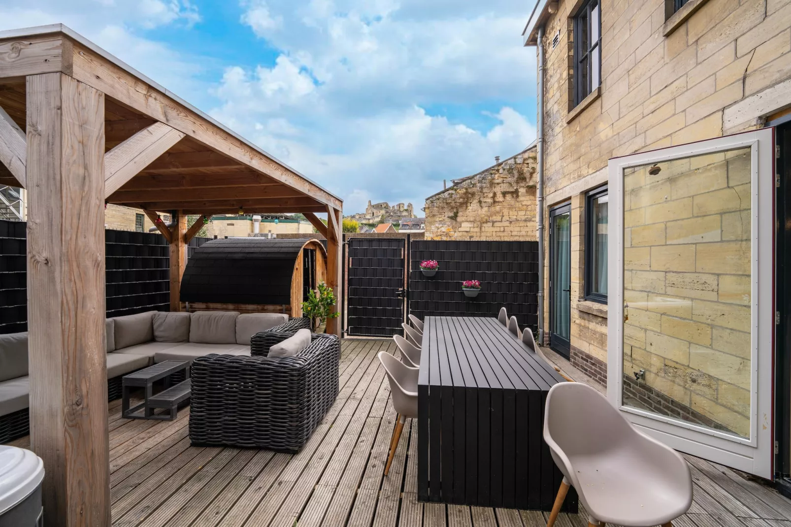 Mergelhuis-Terrasbalkon