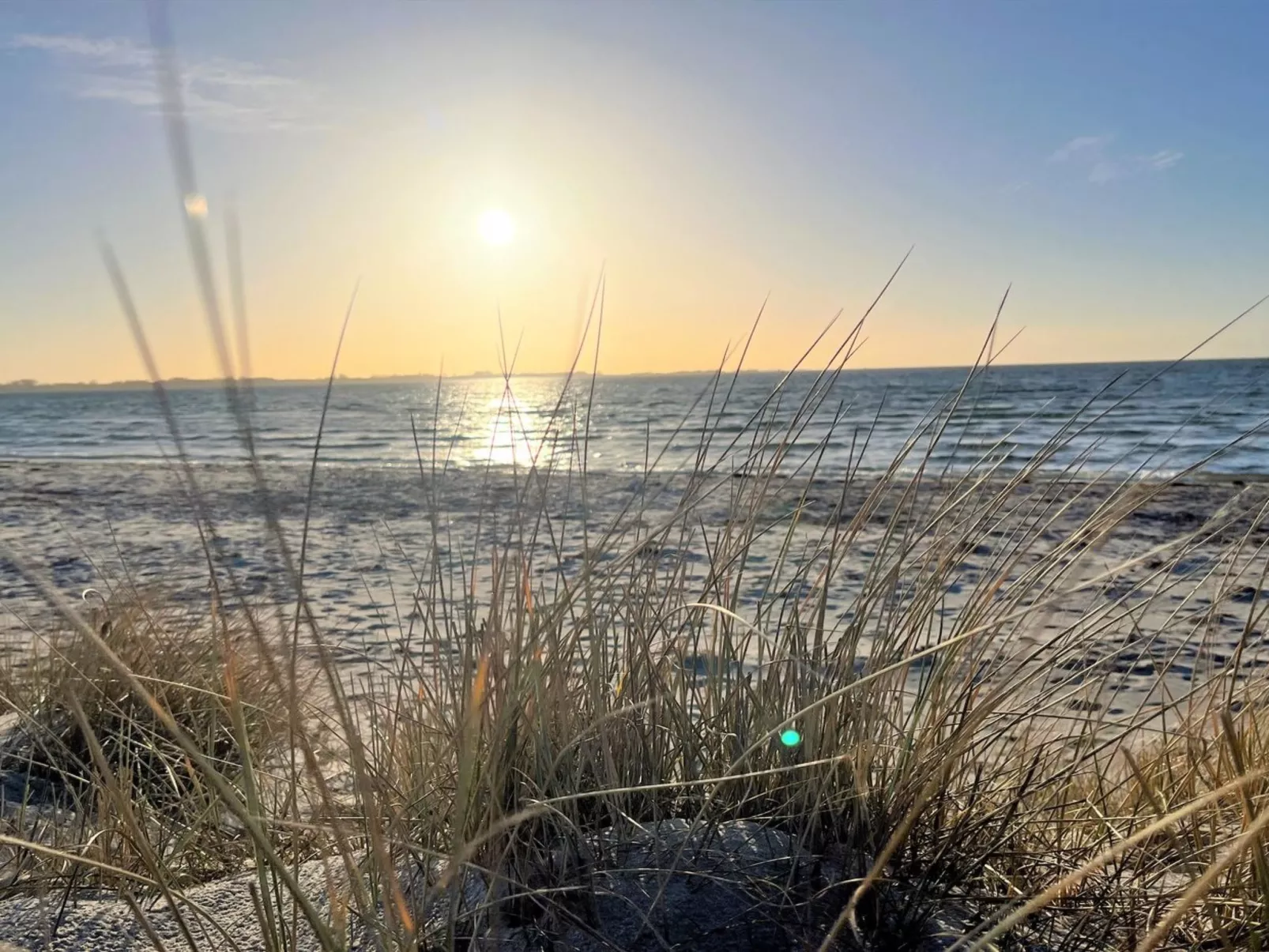 "Dufa" - 200m to the fjord-Buiten