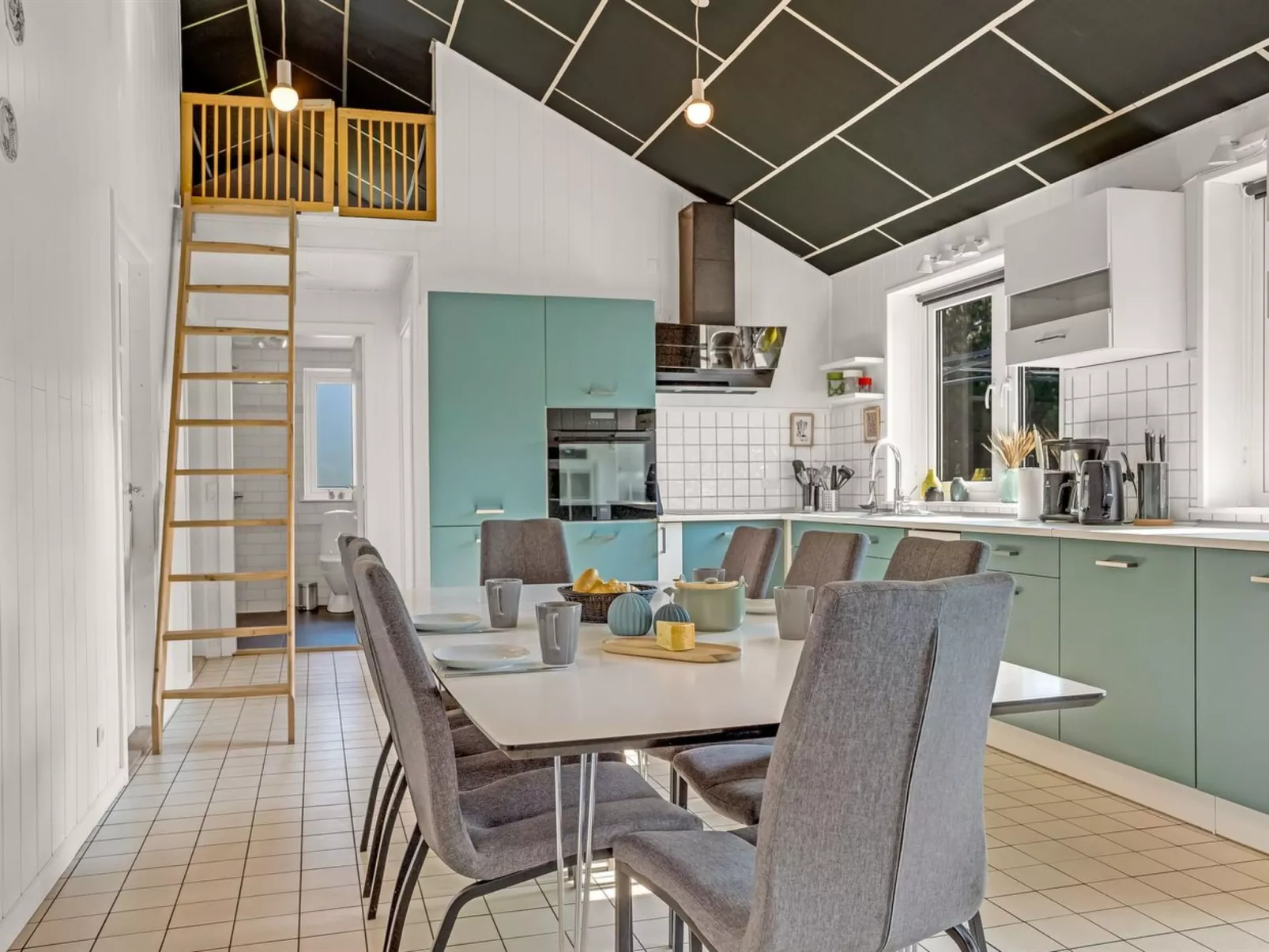 "Amdi" - 1.3km from the sea-Binnen