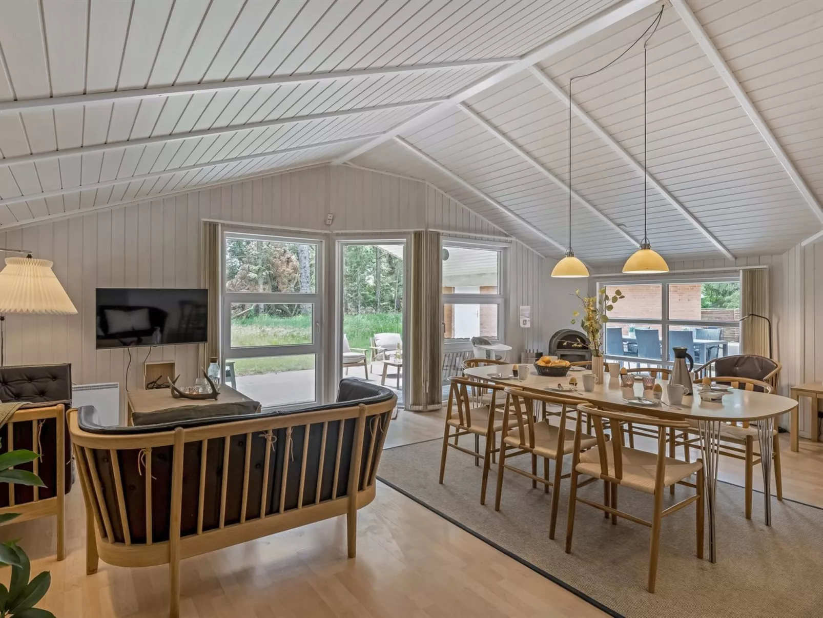 "Batsha" - 1.7km from the sea-Binnen