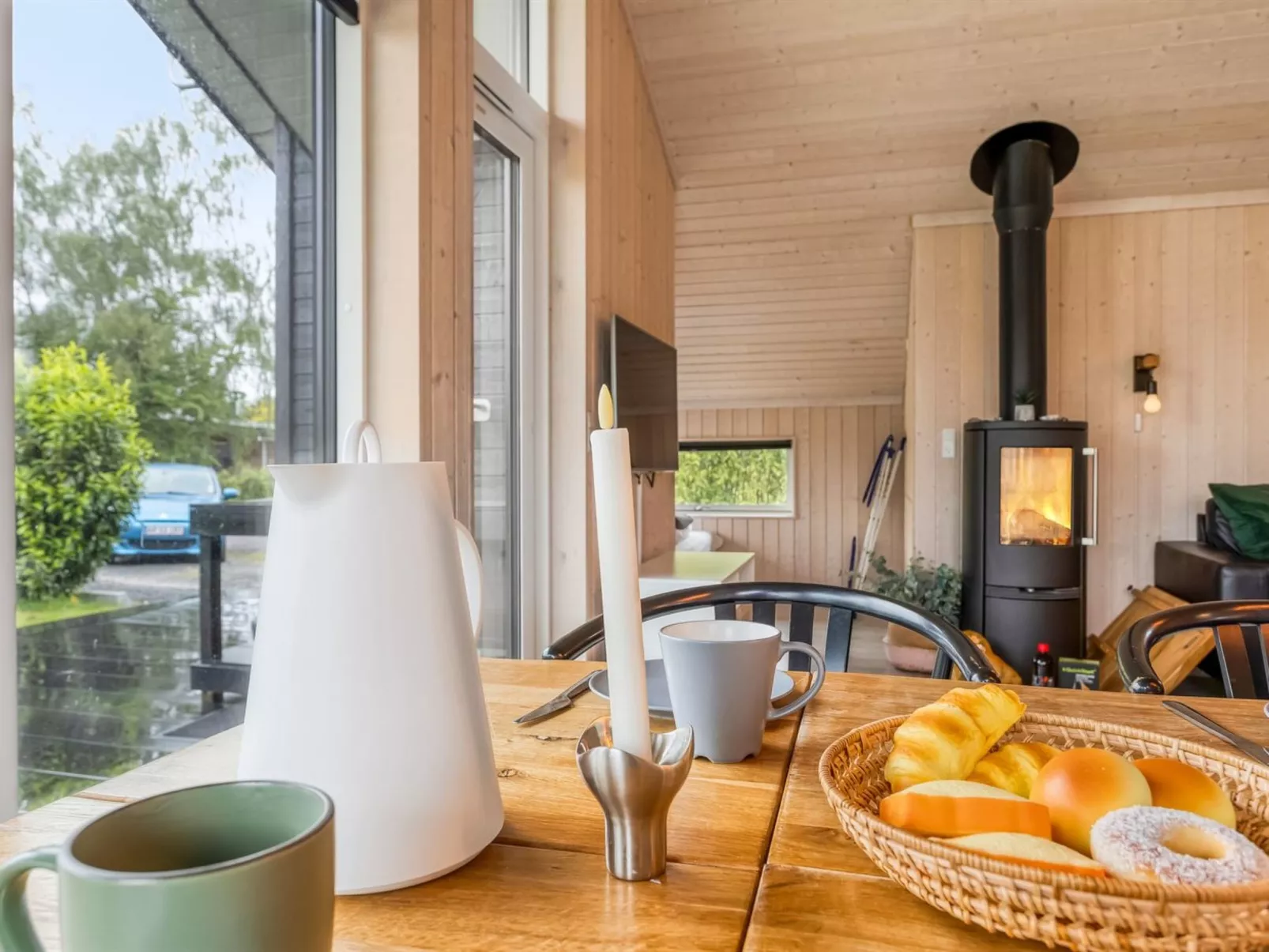 "Bernadine" - 500m from the sea-Binnen