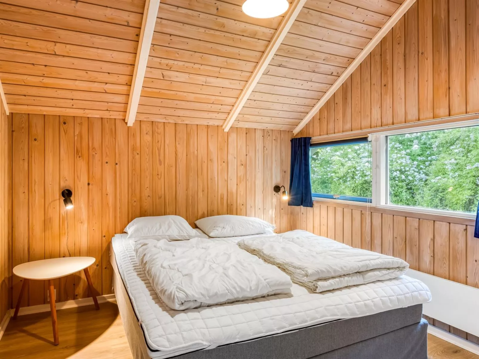 "Kai" - 400m from the sea-Binnen