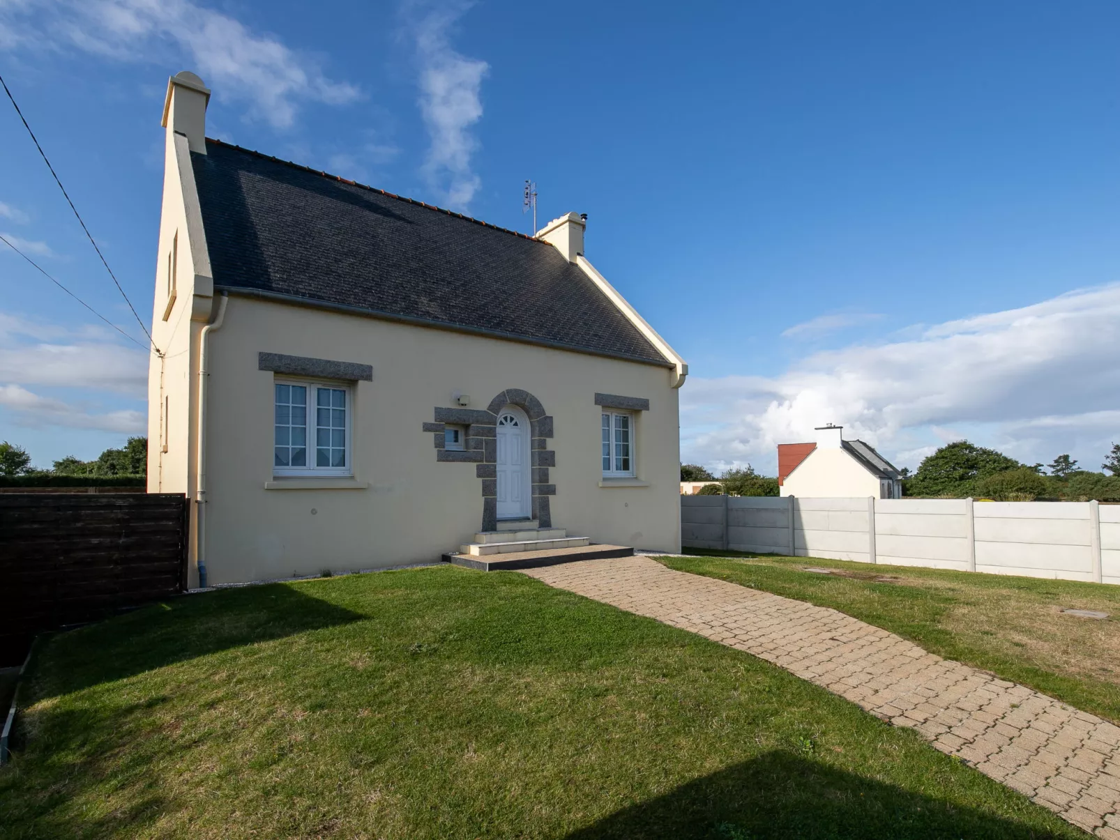 Entre Terre et Mer-Buiten