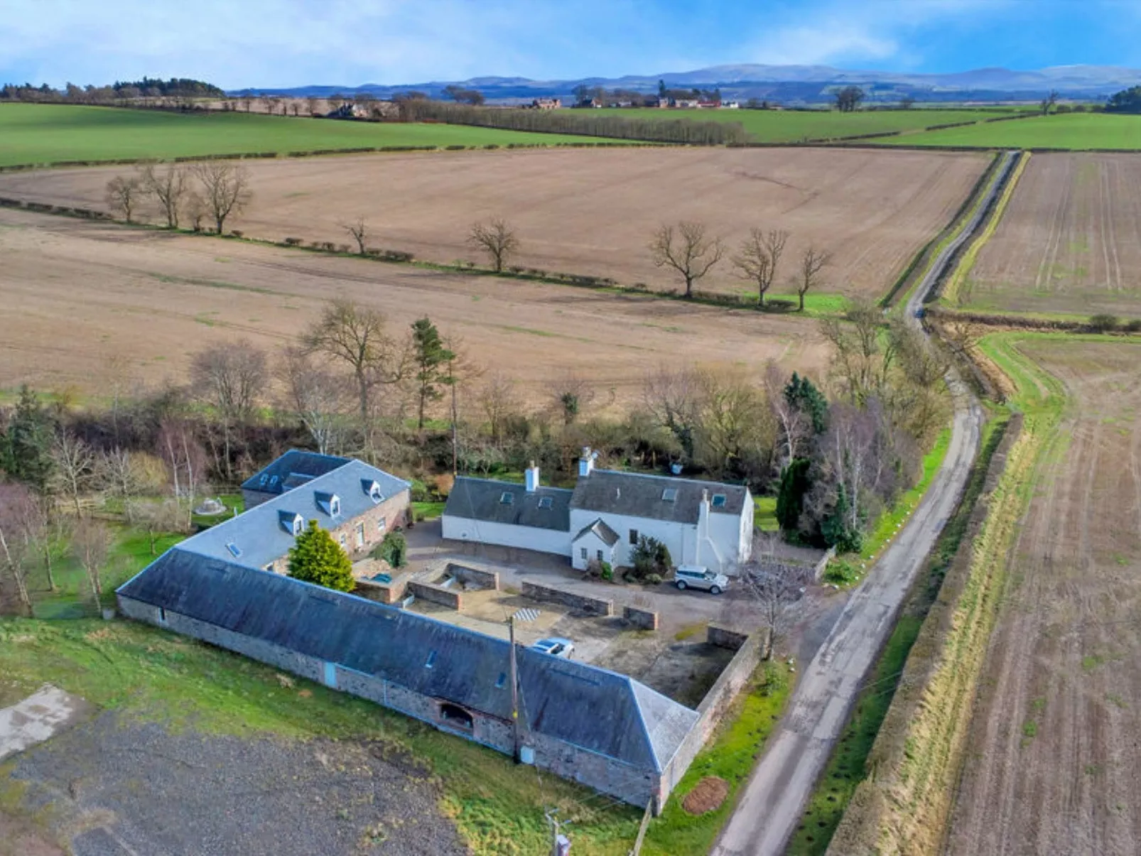 The Wheel House-Binnen