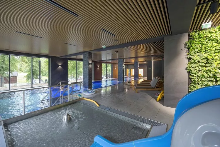 Apartament w Polanicy Zdrojowa 34B - 408-Zwembad