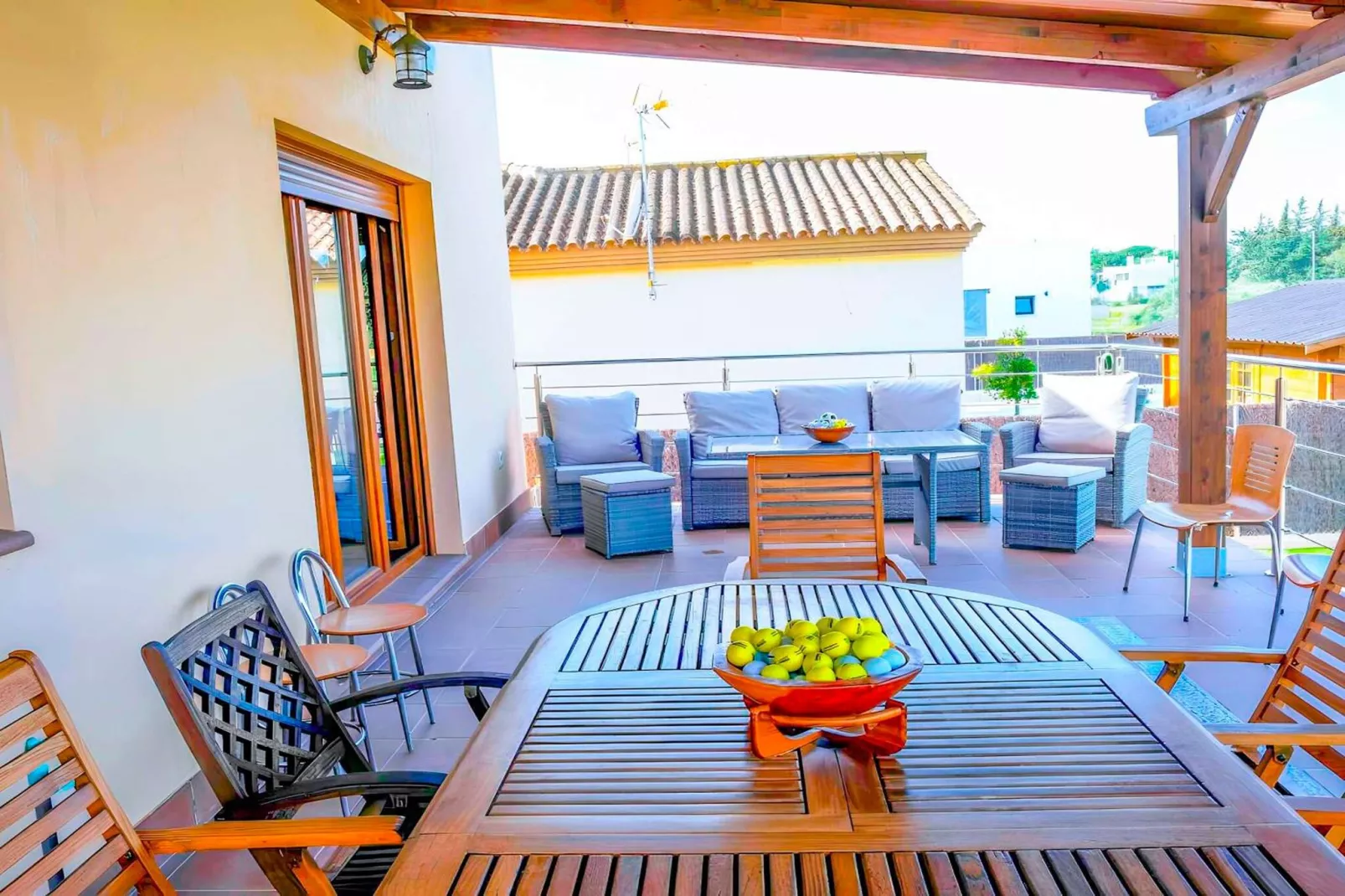 1948- +34601093121-Terrasbalkon