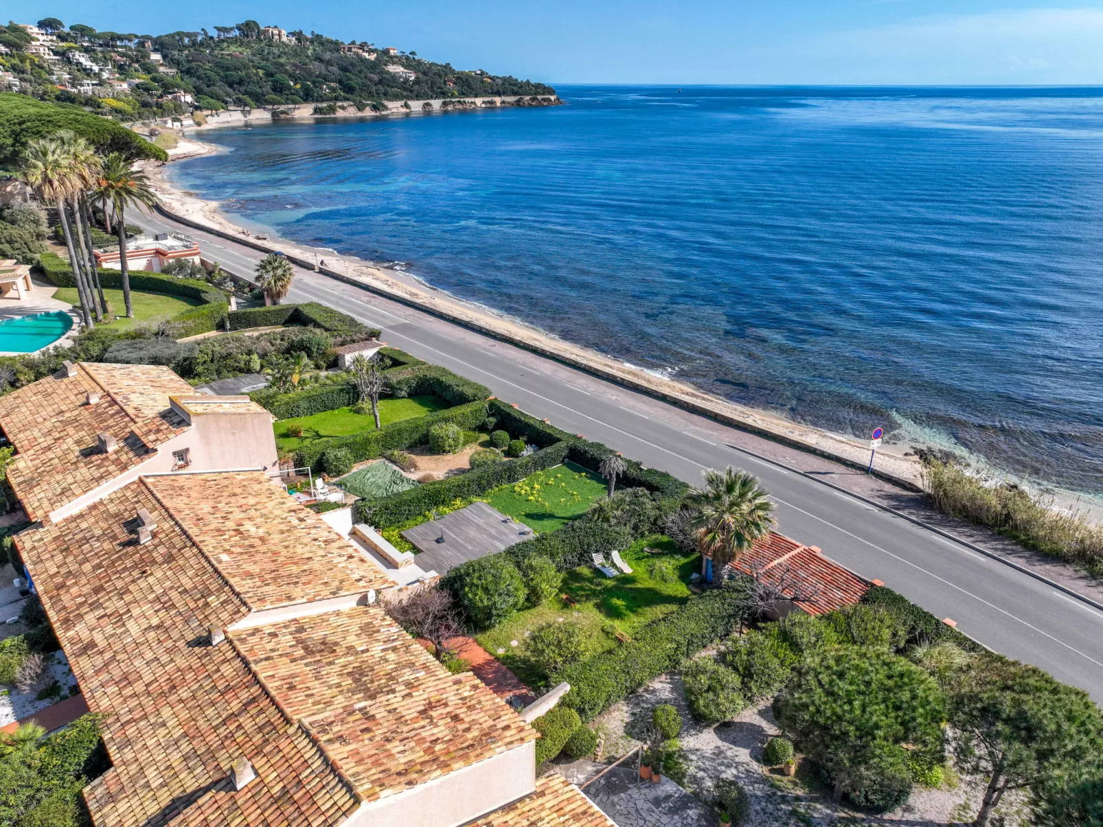 El Cantarello-Buiten