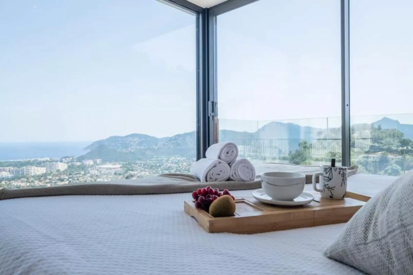 Résidence Maison D'architecte Avec Piscine Chauff&eacute;e & Sublime Vue Mer-Niet-getagd