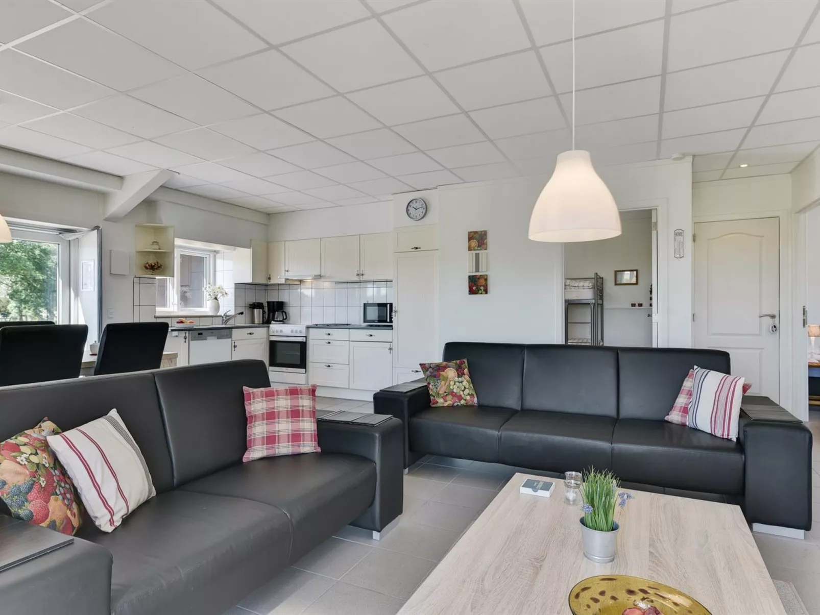 "Henne" - 2.5km from the sea-Binnen