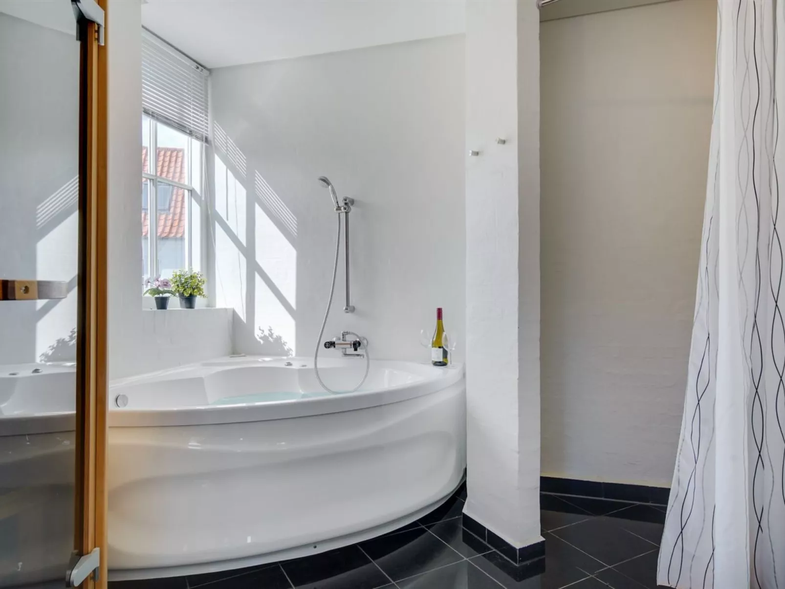 "Sira" - 250m from the sea-Binnen