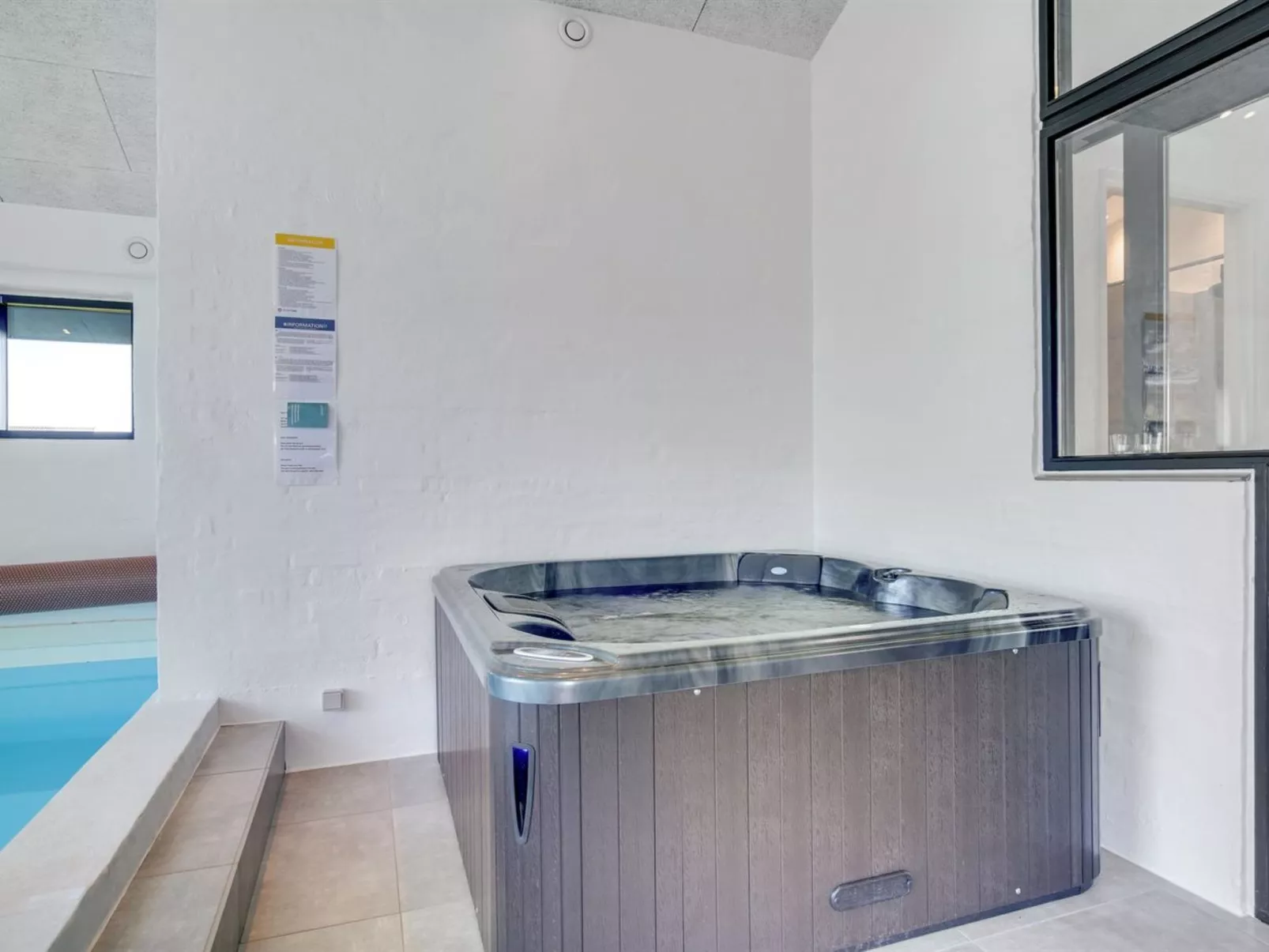 "Volfgang" - 250m from the sea-Binnen