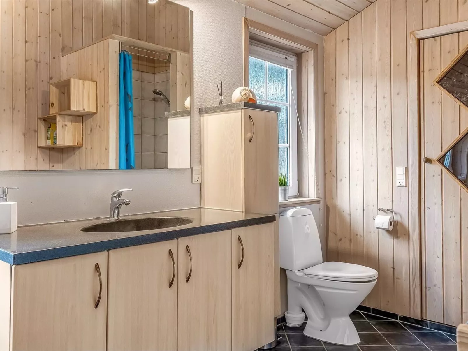 "Orpah" - 2.5km from the sea-Binnen