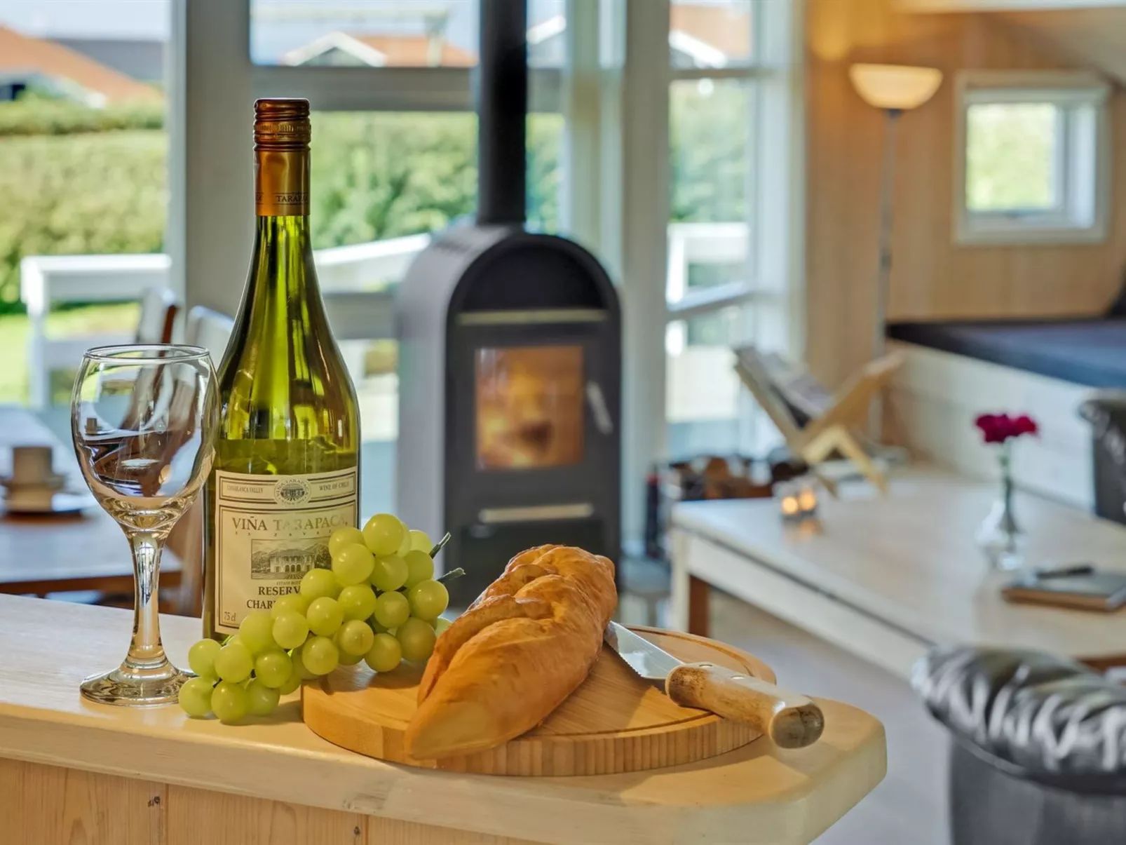 "Brynjolf" - 350m to the fjord-Binnen