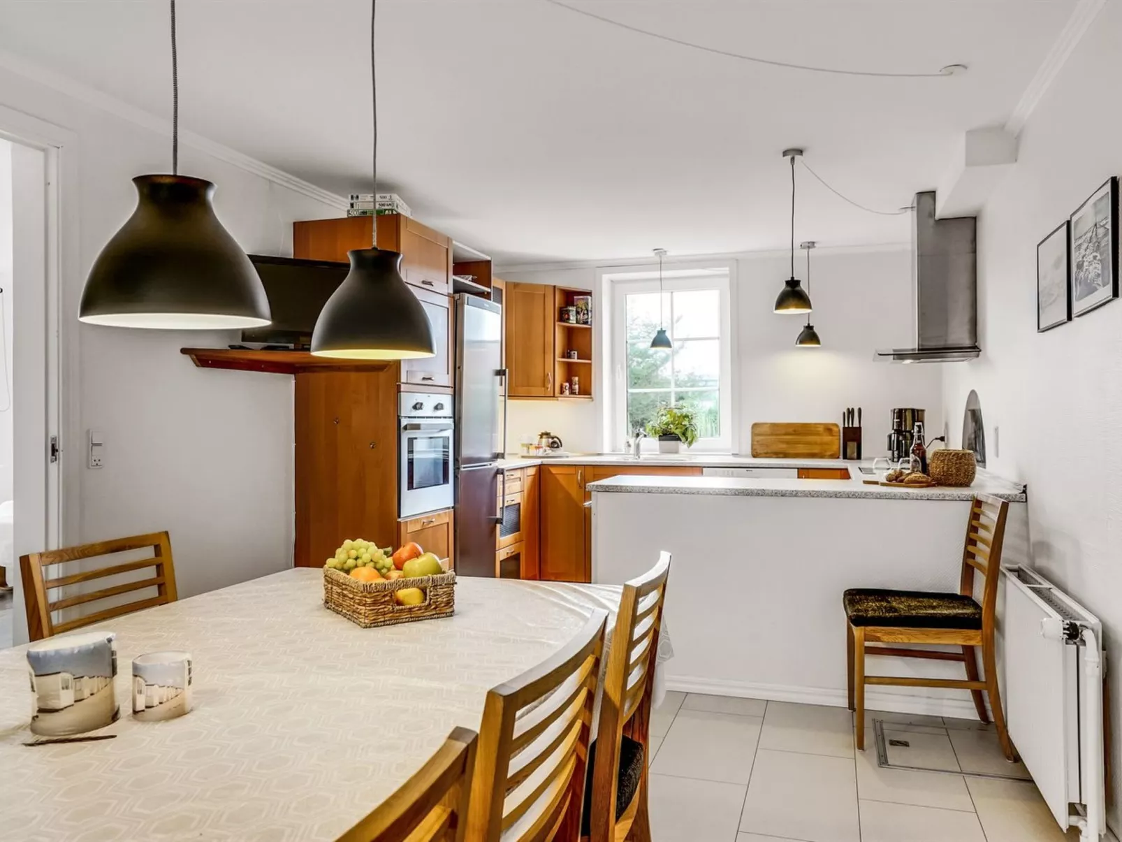 "Adelina" - 500m from the sea-Binnen