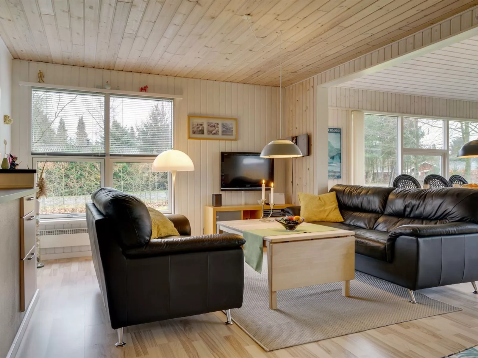 "Nico" - 1.1km from the sea-Binnen