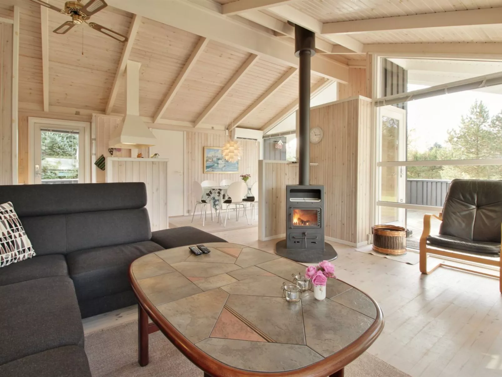 "Siegrid" - 250m from the sea-Binnen