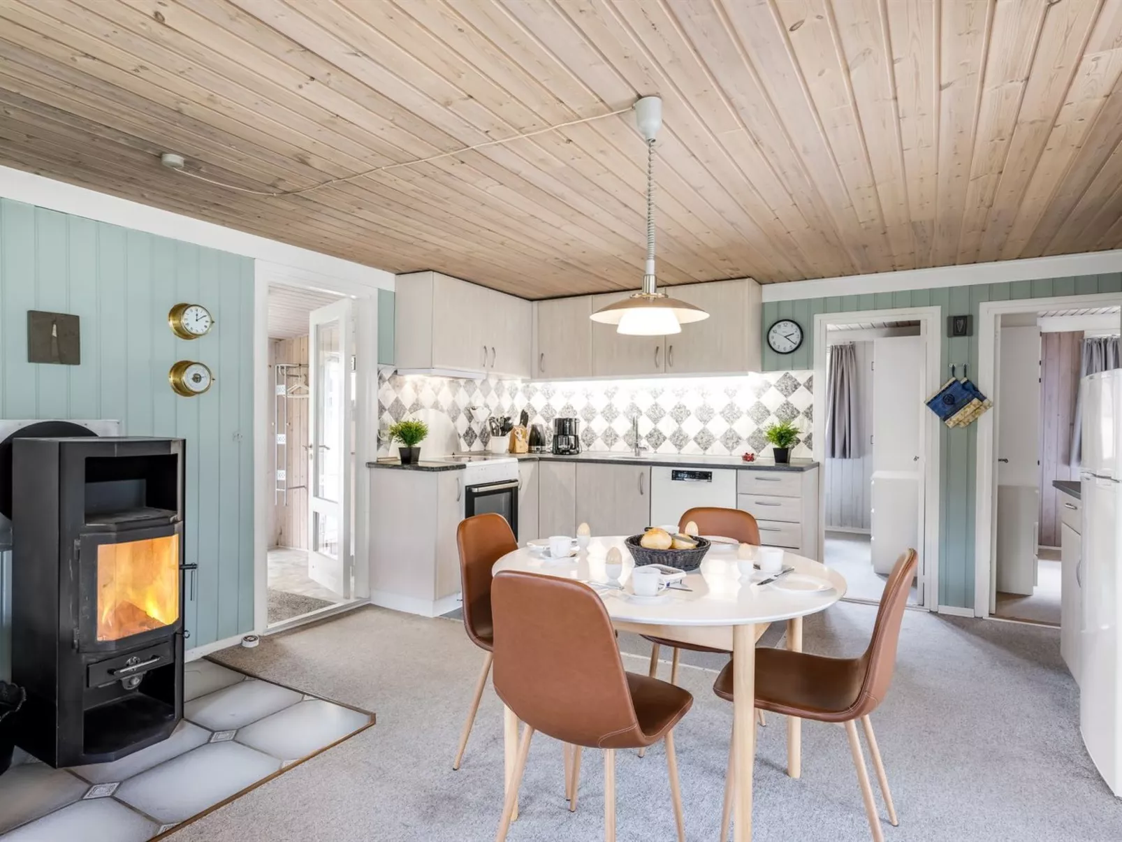 "Yardila" - 1.5km from the sea-Binnen