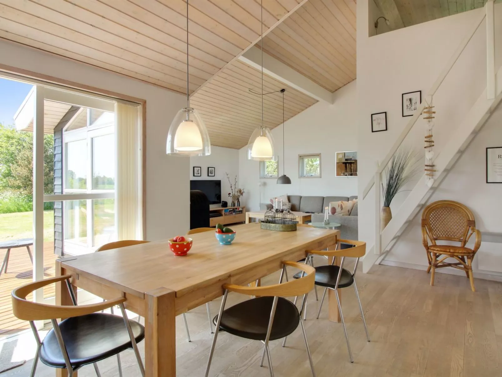 "Hampus" - 500m from the sea-Binnen