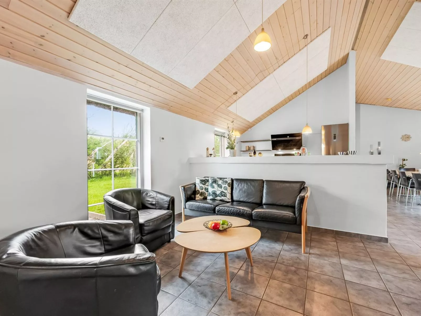 "Benthe" -  from the sea-Binnen