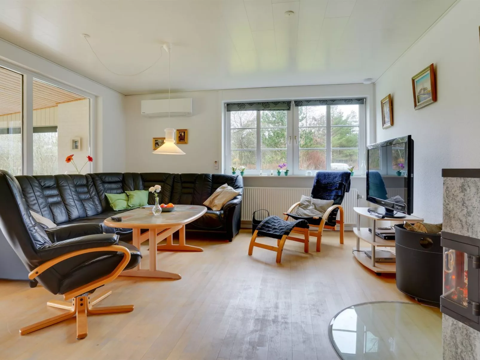 "Philip" - 2km from the sea-Binnen