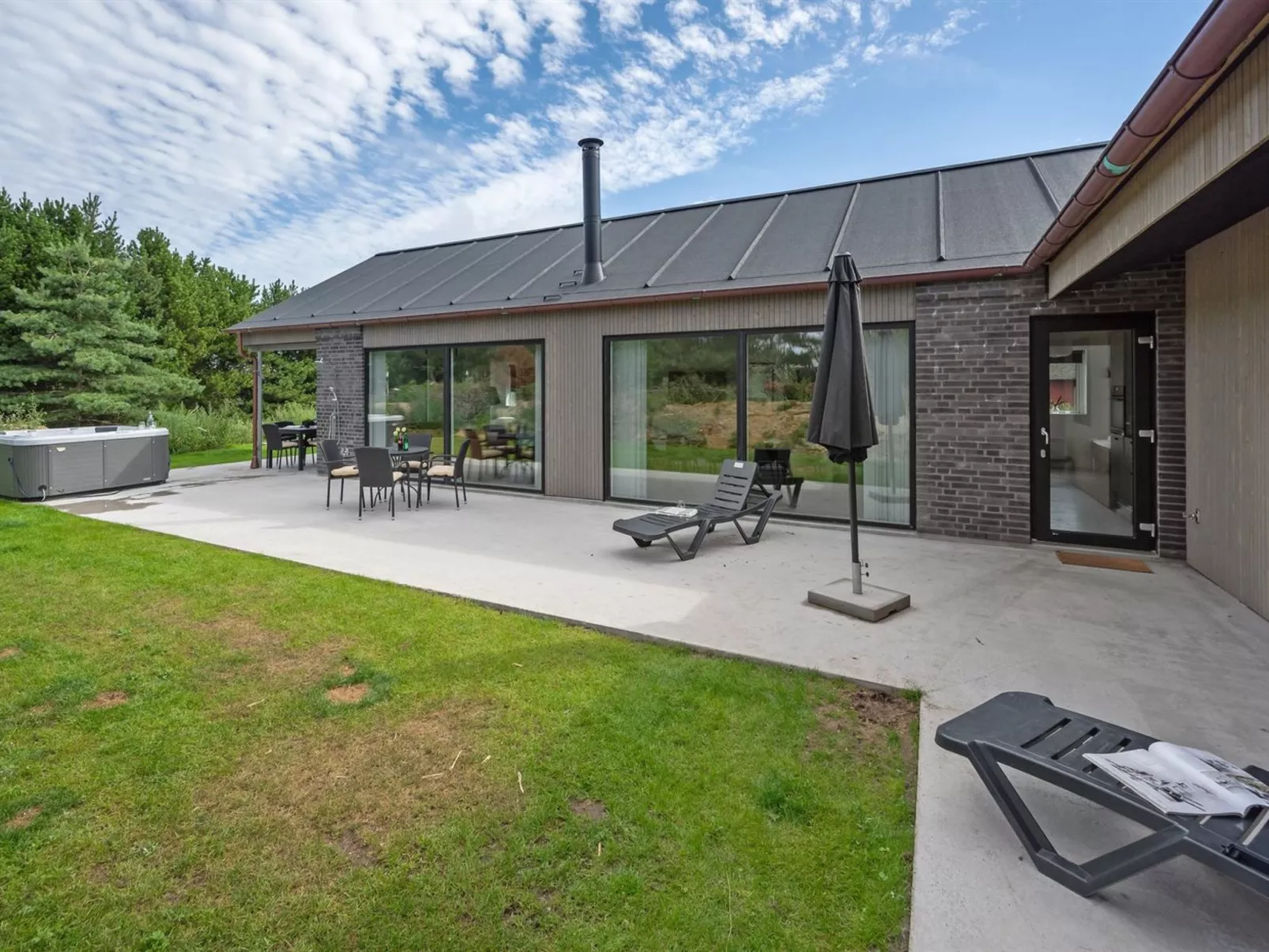 "Pejo" - 950m from the sea-Buiten