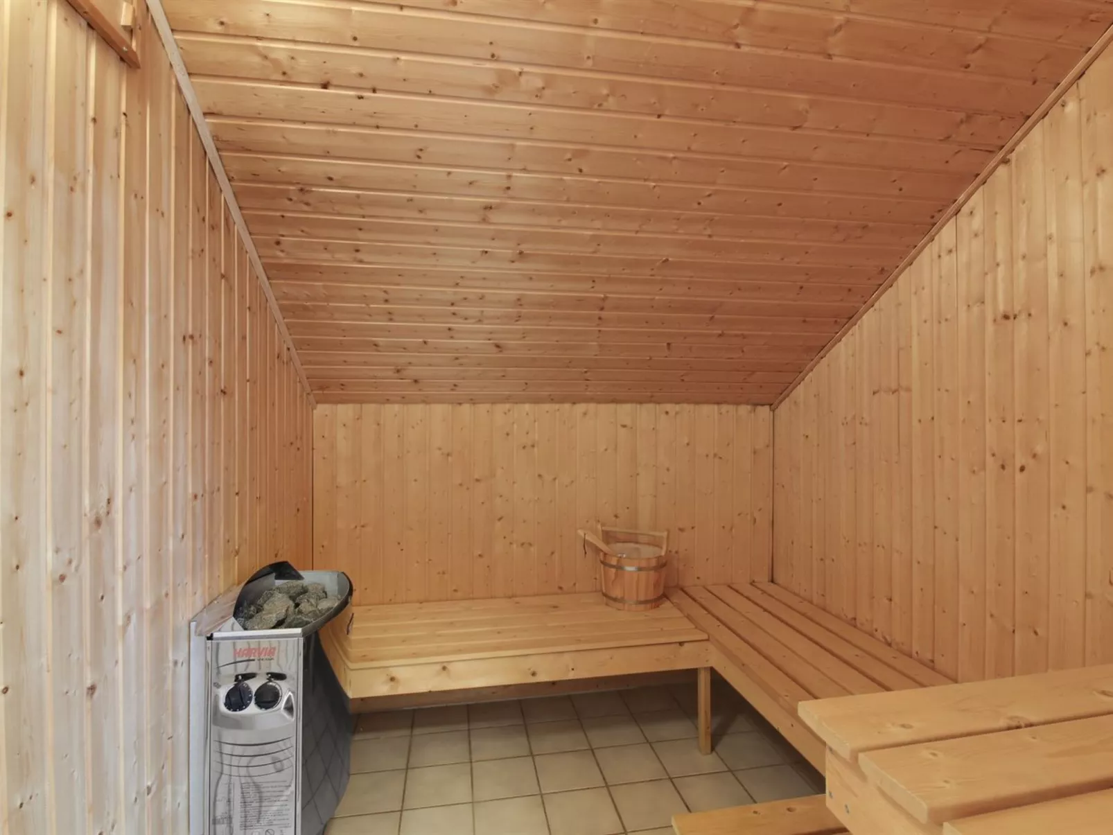 "Lothen" - 500m from the sea-Binnen