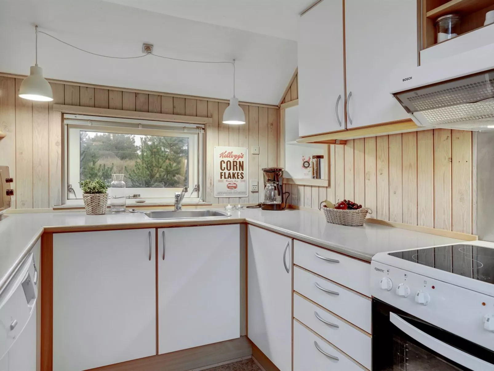 "Catarine" - 1.1km from the sea-Binnen