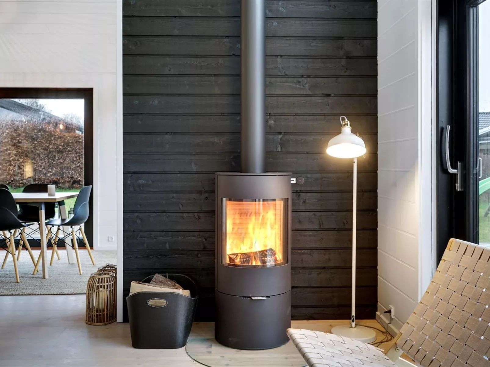 "Kjell" - 100m from the sea-Binnen