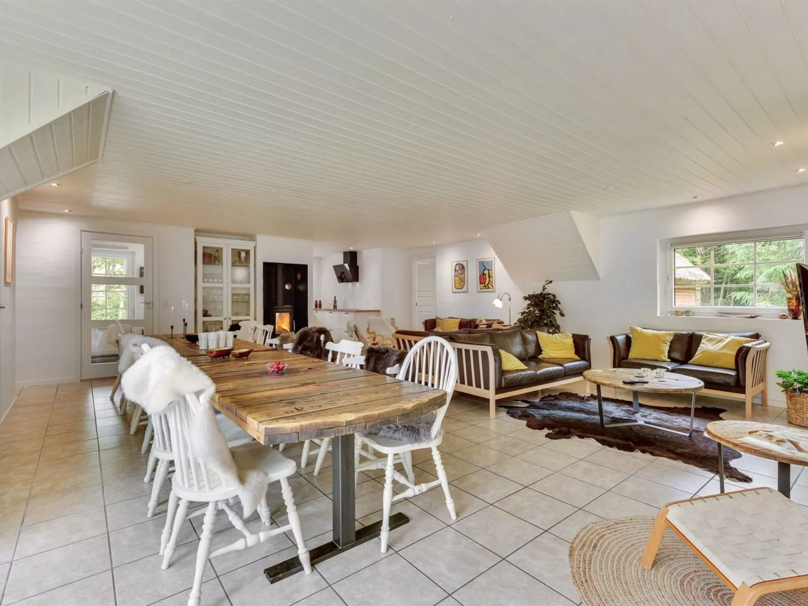 "Erla" - 2.3km from the sea-Binnen