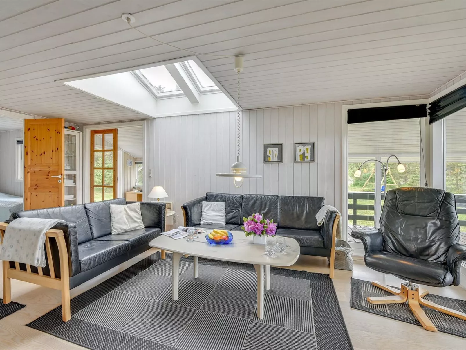 "Hildegarde" - 900m from the sea-Binnen