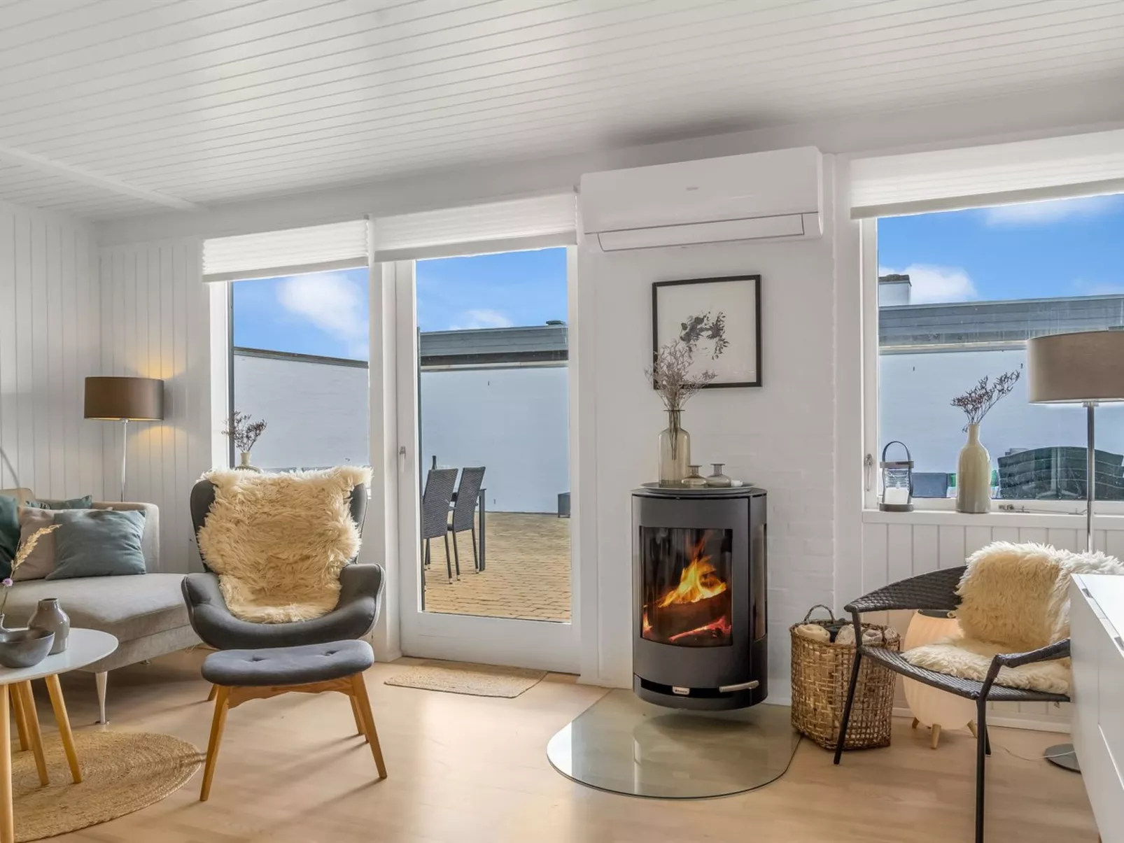 "Tarvo" - 400m from the sea-Binnen