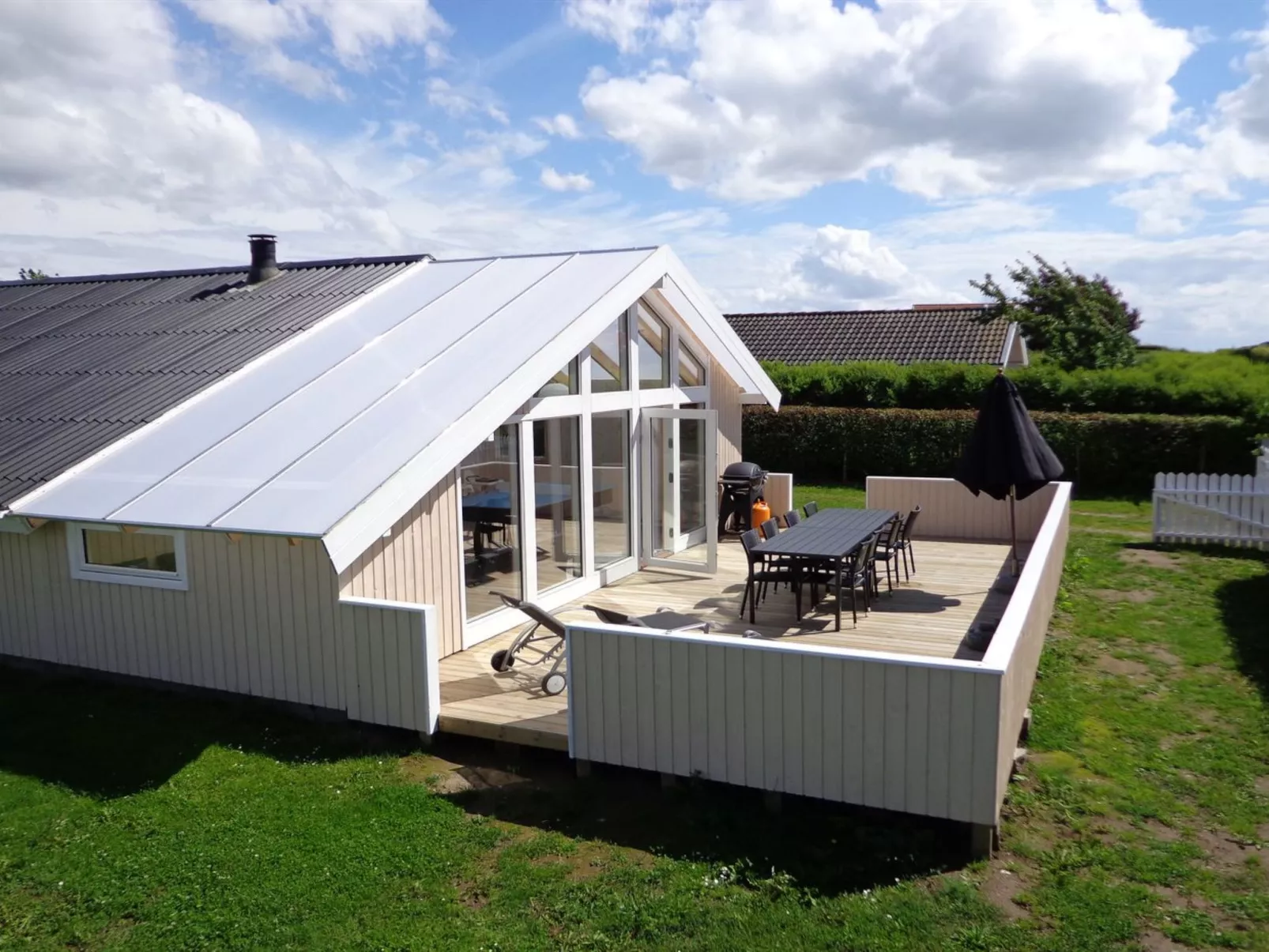 "Dunya" - 400m from the sea-Buiten