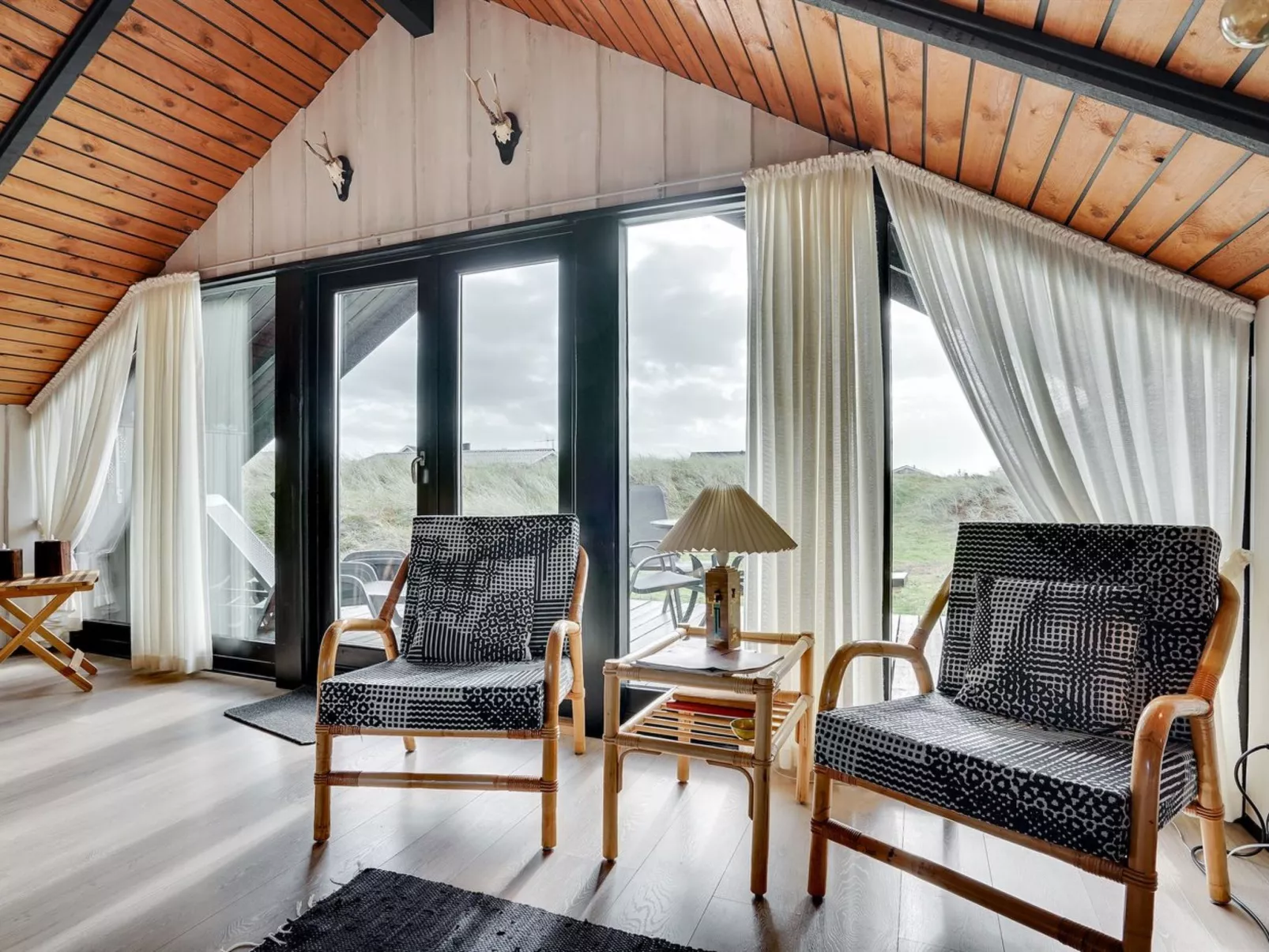 "Ardan" -  from the sea-Binnen