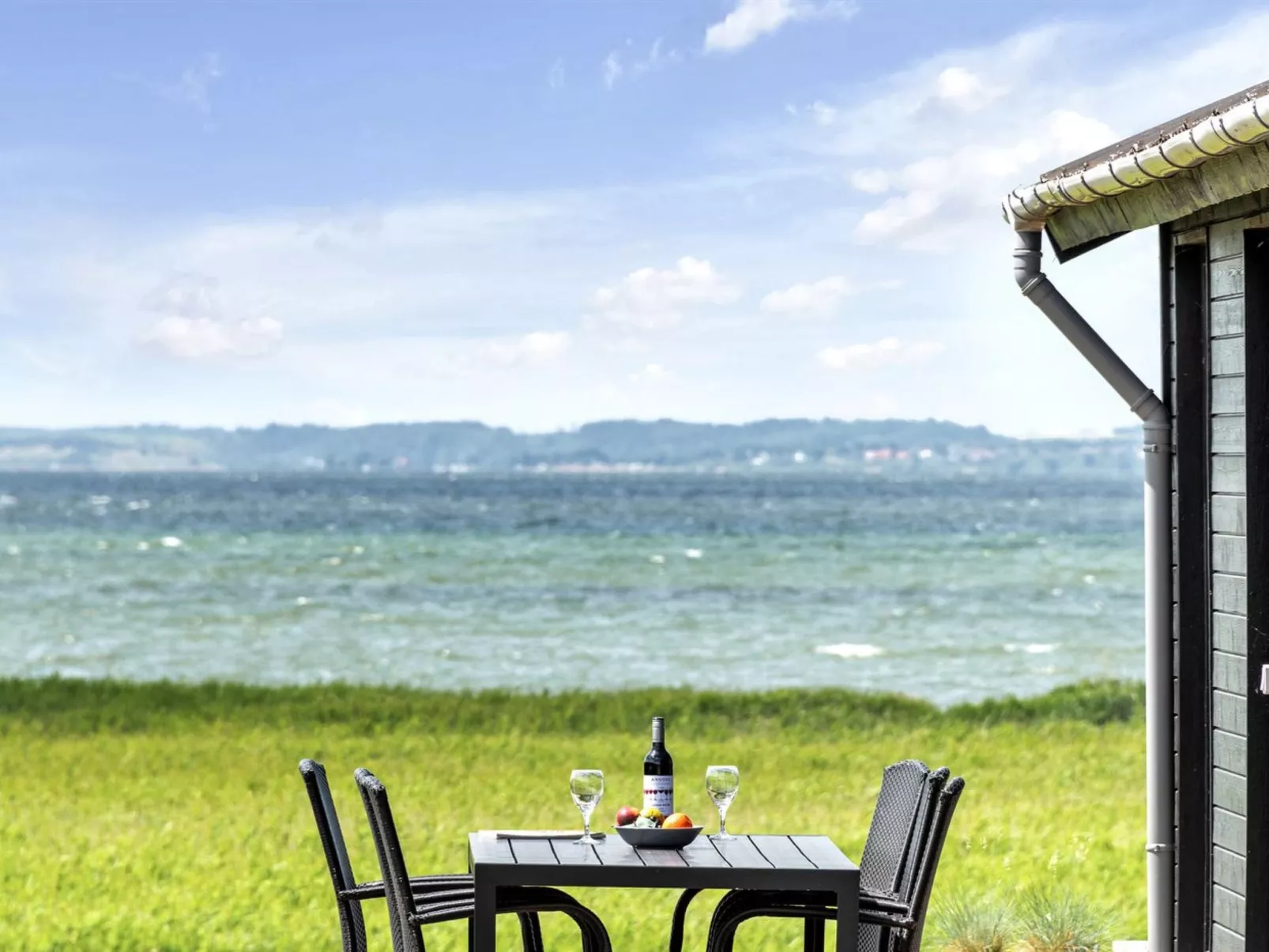 "Aslag" - 150m to the fjord-Buiten