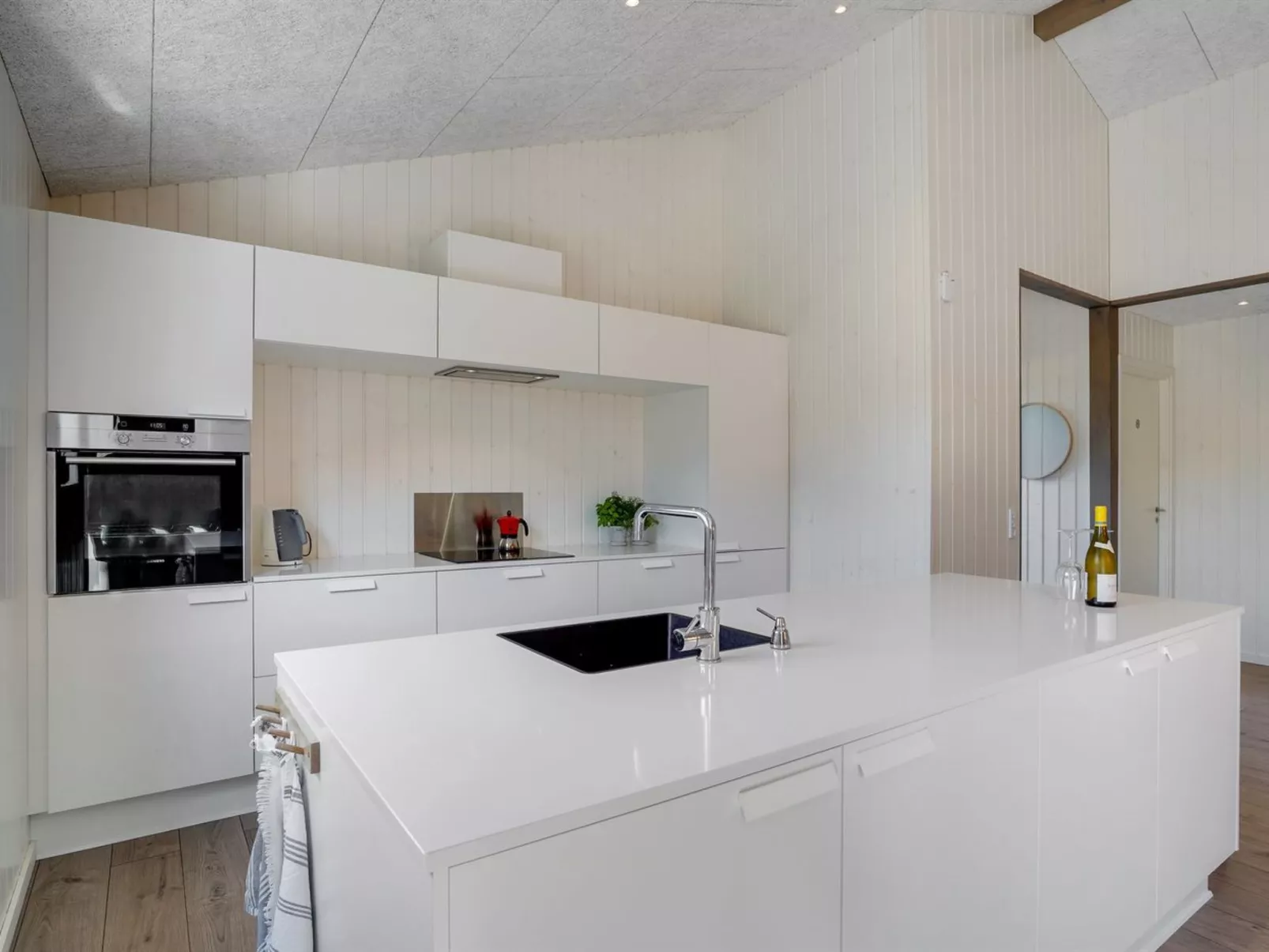 "Grimar" - 600m from the sea-Binnen