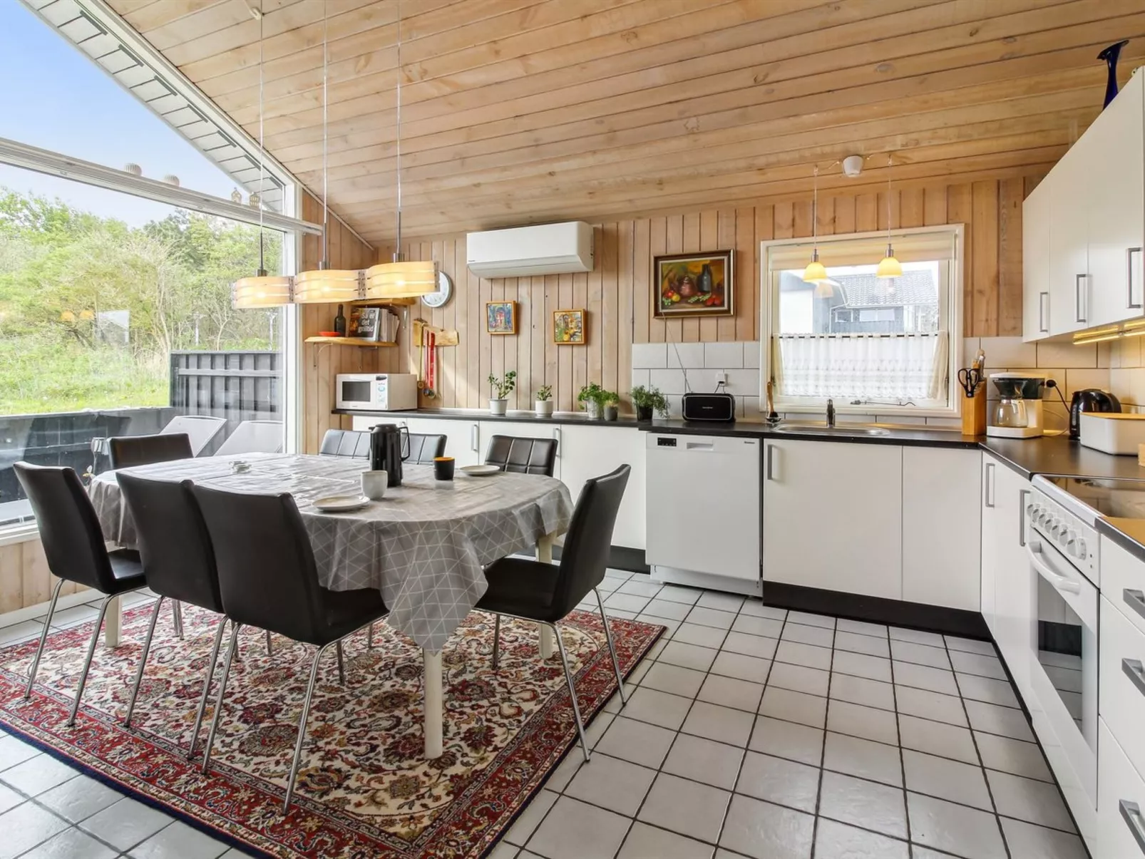 "Aike" - 400m from the sea-Binnen