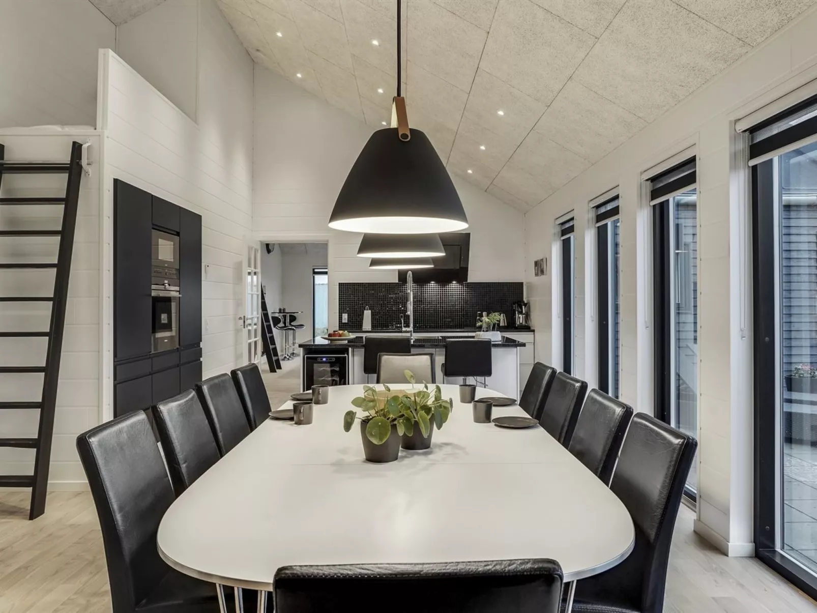 "Jonne" - 200m to the fjord-Binnen