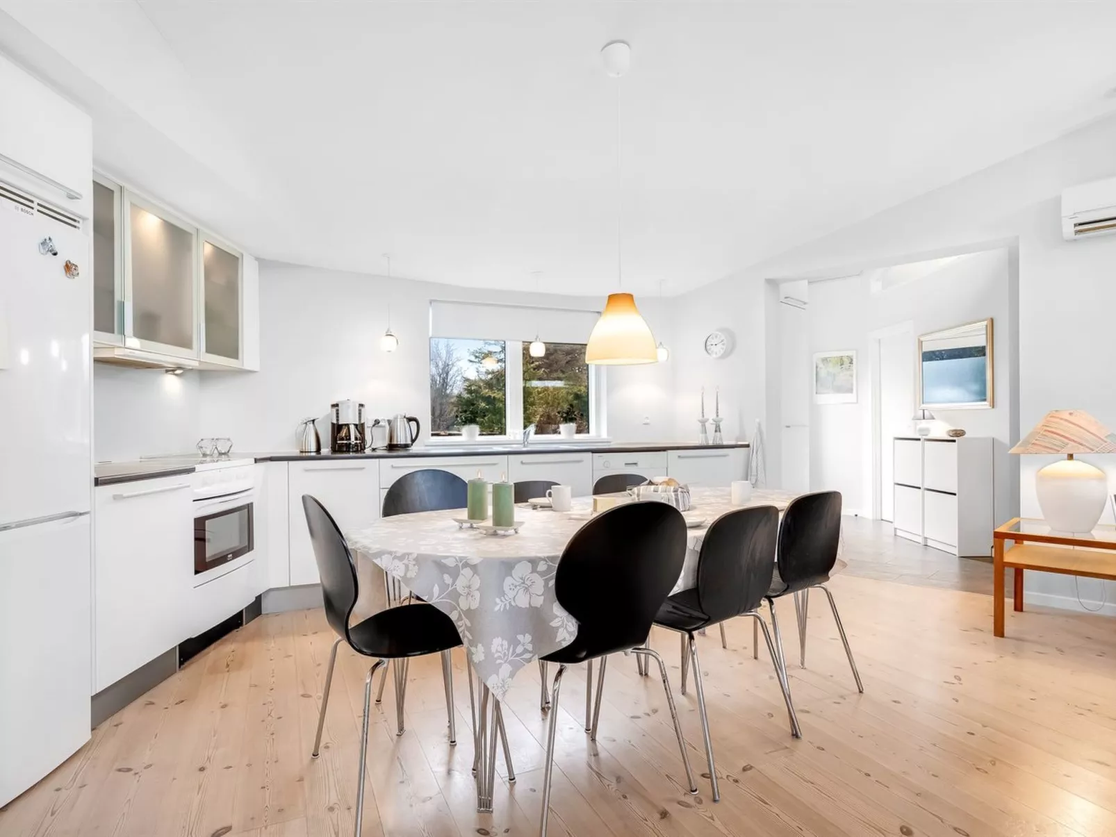 "Zuhra" - 250m from the sea-Binnen