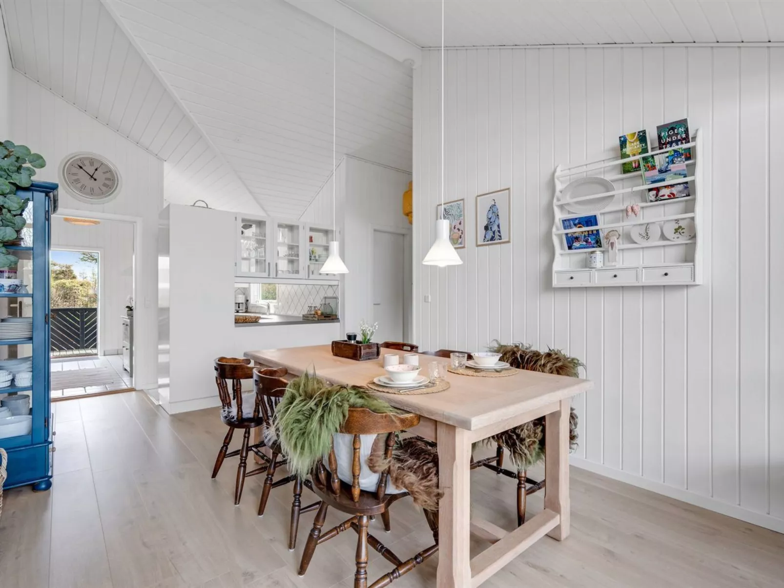 "Ingelis" - 150m to the fjord-Binnen